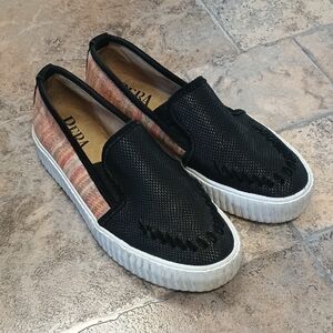 Reba By Justin Alice Slip On Shoes Size 9
